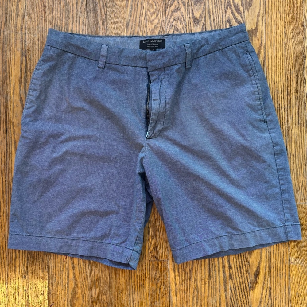 Banana Republic Aiden Club Shorts - Size 35